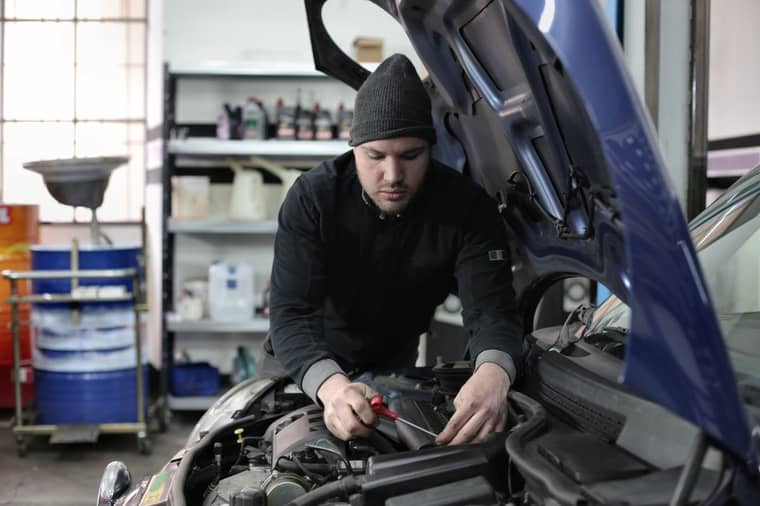 Suspension Trouble: 7 Warning Signs | Coventry Garage